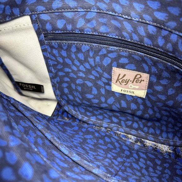 Fossil | Key-Per Multi Color Chevron Messenger Bag - Picture 8 of 11